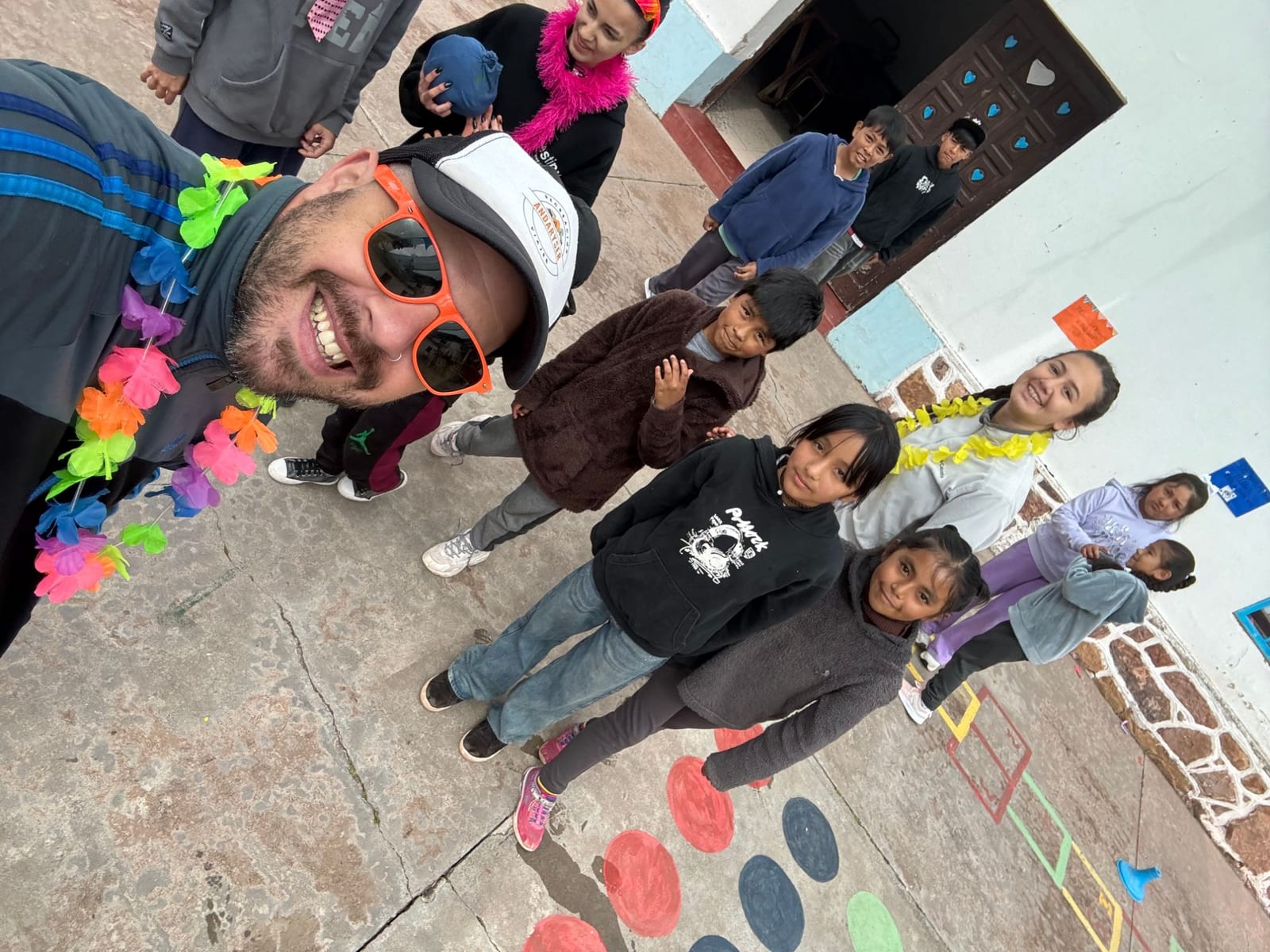 Risas y disfraces durante las actividades